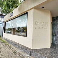 B YAH >matcha ลาดพร้าว