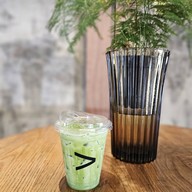 B YAH >matcha ลาดพร้าว