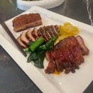 The moon cuisine (ทองหล่อ) ทองหล่อ