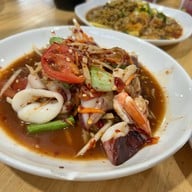 ยำวอนแซ่บ หมูกะทะหาดวอน