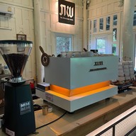 ภพ The Riverside Cafe