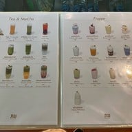 ภพ The Riverside Cafe