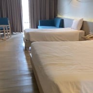 โรงแรมเมธาวลัย ชะอำ