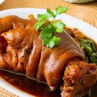 จิตต์อารี สุขุมวิท101/1