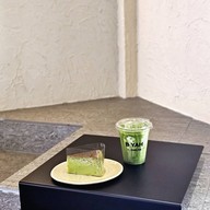 B YAH >matcha ลาดพร้าว