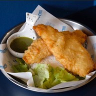 แมวตกปลา -