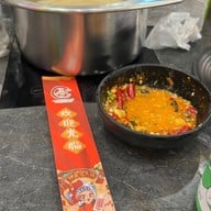 จันทน์เจริญ หม่าล่าเสฉวนหม้อไฟ งามวงค์วาน