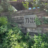 ภพ The Riverside Cafe