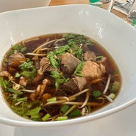 ก๋วยเตี๋ยววัดดงมูลเหล็ก พ.ศ.2497 สาขา The Spheres
