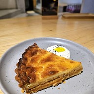 Sarnies Sukhumvit 37