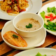 เมนูของร้าน คูณ พิซซ่าเตาฟืน ลาดปลาดุก