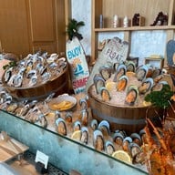 Skyline Restaurant Avani+ Riverside Bangkok Hotel