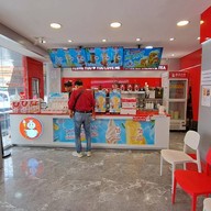 บรรยากาศ Mixue ตลาดปากน้ำ