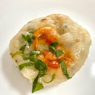 เมนูของร้าน ขนมกุยช่ายหมู่บ้านเศรษฐกิจ  ตลาดต้นสัก สนามบินน้ำ