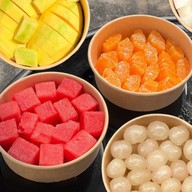 Greek & Fruit ผลไม้ปอกน้องลีอาห์