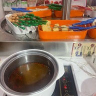 เฟิงฟู่หม่าล่า หม้อไฟ