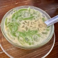 บ้านรักษ์ไม้ ก๋วยเตี๋ยวสุโขทัย