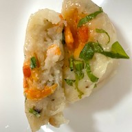 ขนมกุยช่ายหมู่บ้านเศรษฐกิจ  ตลาดต้นสัก สนามบินน้ำ