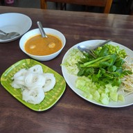 ขนมจีนบุญให้