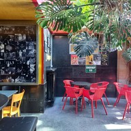 บรรยากาศ Knoet