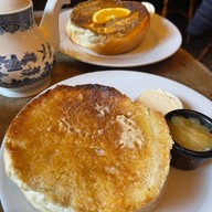 Sally Lunn's
