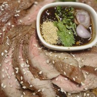 ชอบเนื้อ ชอบหมู สวนสยาม8แยก4