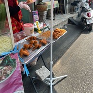 ส้มตำสมหญิง