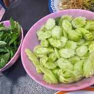 ร้านขนมจีนน้ำยาแปดริ้ว ดอนหัวฬ่อ