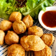 ครัวจิรา (ถนนโชตนา)