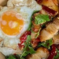 สูดซอย กระเพราบ้าน