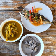 เกาะพงันแกงใต้ ถนน วัชรพล