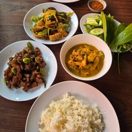 เกาะพงันแกงใต้ ถนน วัชรพล