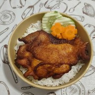 ครัวหลังบ้าน Nava House