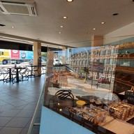 บรรยากาศ Vangrootloon Bread & Pastry Vangrootloon Brood & Banket Maasmechelen