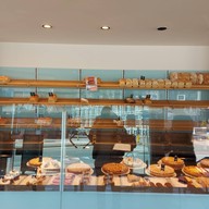 บรรยากาศ Vangrootloon Bread & Pastry Vangrootloon Brood & Banket Maasmechelen