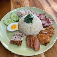 ข้าวมันไก่เจ๊เอี๊ยว