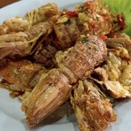 เจ๊ยินดี ซีฟู้ด