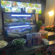 ปูเปรี้ยว ก๋วยเตี๋ยว - ข้าวขาหมู