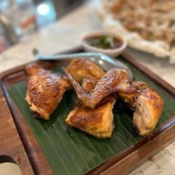 ครัวเมืองเว้ ลาว ญวน ลาดกระบัง