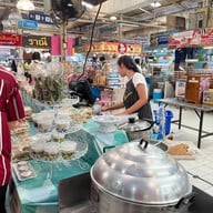 ขนมไทยเก้าพี่น้อง ตลาด อตก.