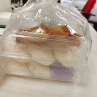 เมนูของร้าน ⭐เซ้งยกซด ก๋วยเตี๋ยวหมูต้มยำมะนาว คุณเหวิน สาขาศูนย์การค้าวรรัตน์ อร่อยมาก✨ มีขาย ซี่โครงหมู คากิ บะเต็ง หมูต้มยำ ลูกชิ้นปลาต้มยำ กุ้ยช่าย เกี๊ยวทอด ขนมจีบ ซาลาเปา เกาเหลา บะจ่าง กากหมู หนังปลาเเซลมอน สาขาศูนย์การค้าวรรัตน์