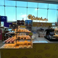 ผึ้งน้อยเบเกอรี่ สถานีรถไฟกรุงเทพอภิวัฒน์