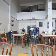 บรรยากาศ ร้านสามใจ ข้าวหมูแดง ข้าวหมูกรอบ สูตรนครปฐม สวนเสือศรีราชา