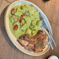 Ñam Ñam Pasta & Tapas เซ็นทรัลเวิลด์