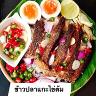 3 ต ข้าวปลาแกะ อาหารตามสั่ง ก่อนถึง7-11 ใหม่ตลาดพัฒนา