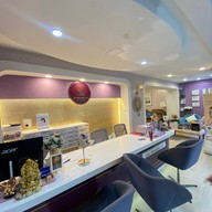 เมดิควีนส์ คลินิก พัทยาเหนือ