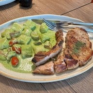 Ñam Ñam Pasta & Tapas เซ็นทรัลเวิลด์