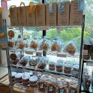 ลูกไก่ เขาใหญ่