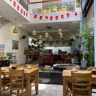 Luong Son Cang Restaurant