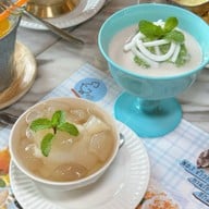 ลูกไก่ เขาใหญ่